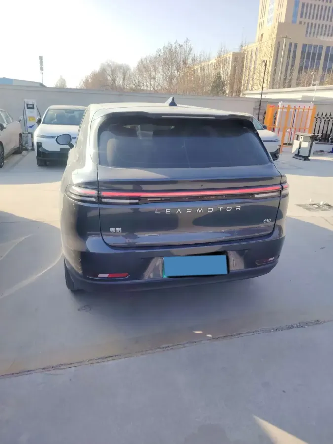 2024 Leapmotor C10 1.5L 95HP L4 REEV 28.4KWH,autocango,china used car exporter,china ev exporter,chinese used car exporter,chinese used ev exporter