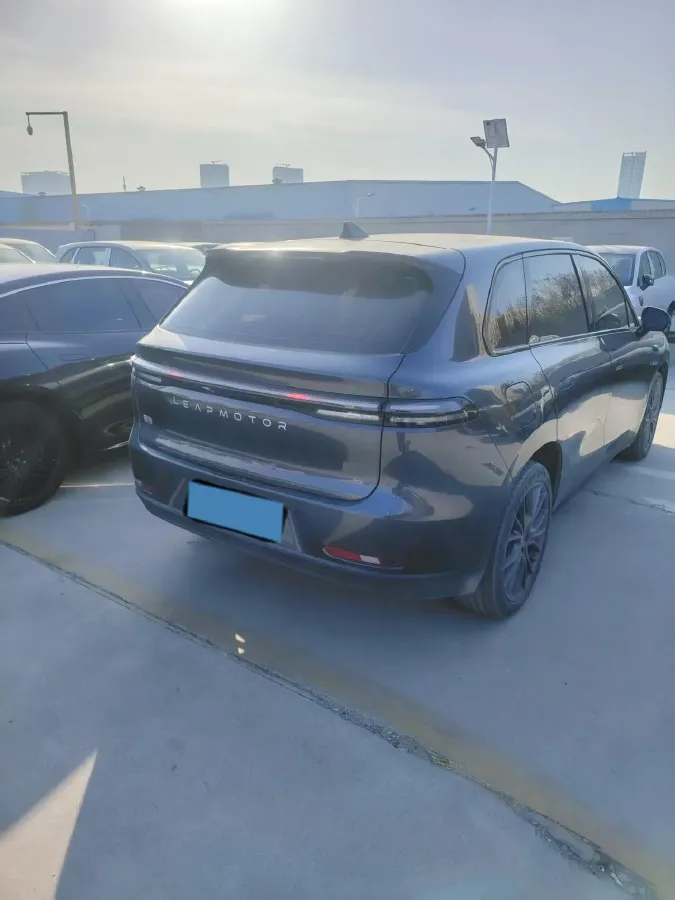 2024 Leapmotor C10 1.5L 95HP L4 REEV 28.4KWH,autocango,china used car exporter,china ev exporter,chinese used car exporter,chinese used ev exporter