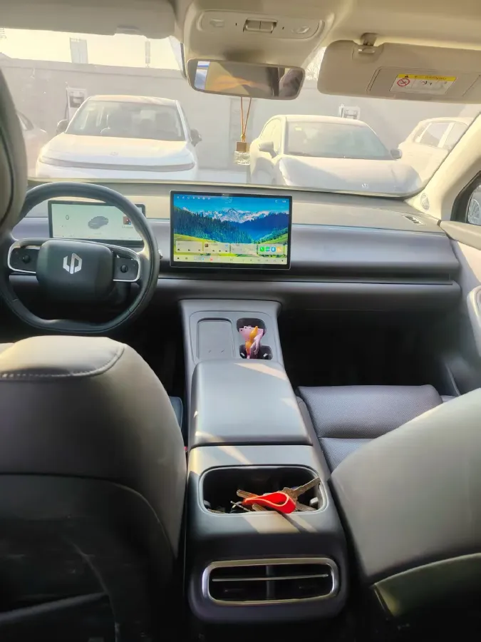 2024 Leapmotor C10 1.5L 95HP L4 REEV 28.4KWH,autocango,china used car exporter,china ev exporter,chinese used car exporter,chinese used ev exporter