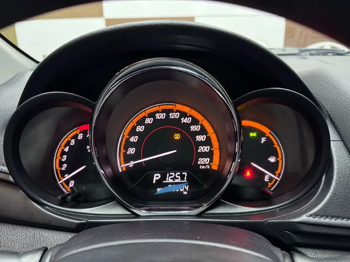 2022 Toyota Yaris L 1.5L 112HP L4 CVT,autocango,china used car exporter,china ev exporter,chinese used car exporter,chinese used ev exporter