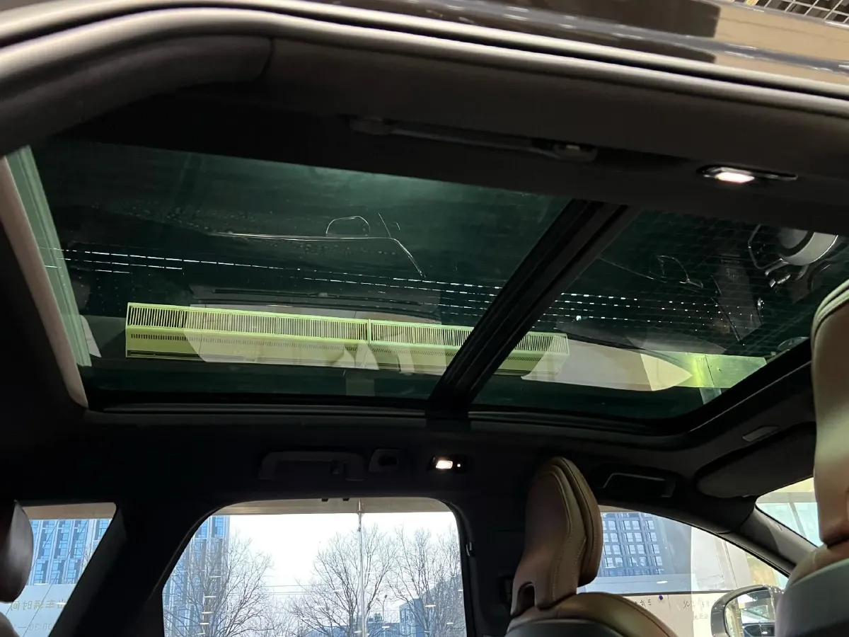 2023 Volvo V90 2.0T 250HP L4 8AT,autocango,china used car exporter,china ev exporter,chinese used car exporter,chinese used ev exporter