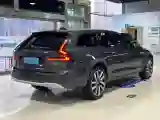 2023 Volvo V90 2.0T 250HP L4 8AT