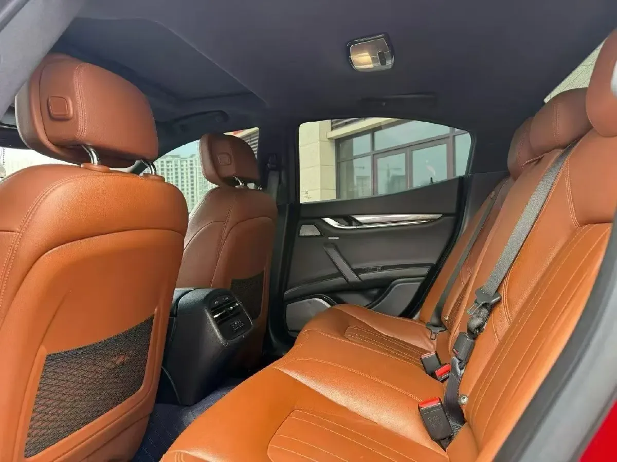 2018 Maserati Ghibli 3.0T 350HP V6 8AT,autocango,china used car exporter,china ev exporter,chinese used car exporter,chinese used ev exporter