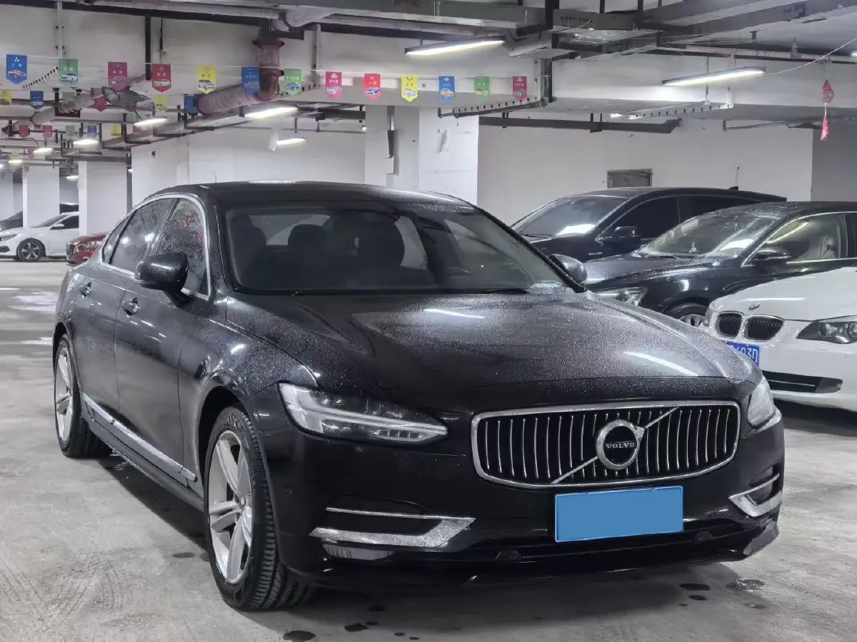 2019 Mercedes-Benz E Class 1.5T 184HP L4 9AT,autocango,china used car exporter,china ev exporter,chinese used car exporter,chinese used ev exporter