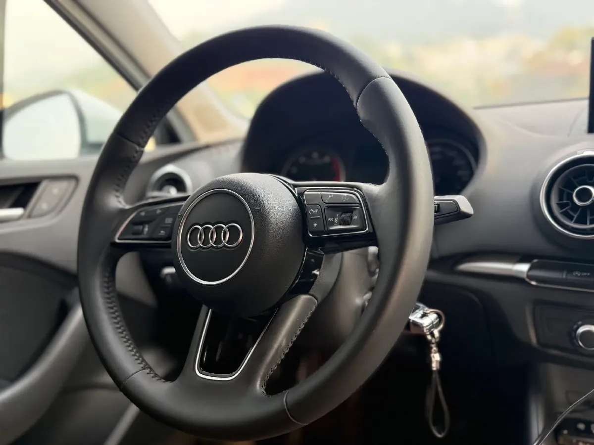 2020 Audi A3 1.4T 150HP L4 7DCT,autocango,china used car exporter,china ev exporter,chinese used car exporter,chinese used ev exporter