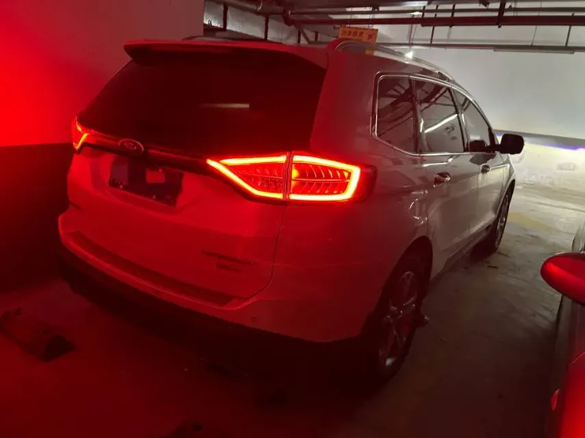 2018 Ford Edge 2.0T 245HP L4 6AT,autocango,china used car exporter,china ev exporter,chinese used car exporter,chinese used ev exporter