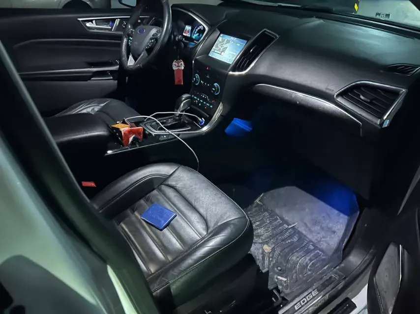 2018 Ford Edge 2.0T 245HP L4 6AT,autocango,china used car exporter,china ev exporter,chinese used car exporter,chinese used ev exporter