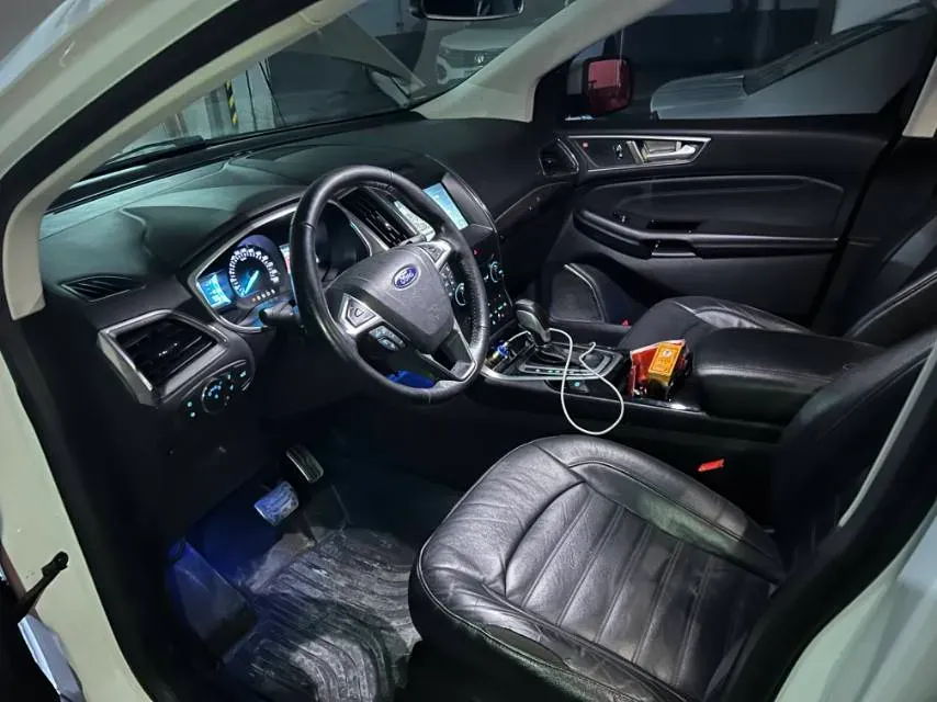 2018 Ford Edge 2.0T 245HP L4 6AT,autocango,china used car exporter,china ev exporter,chinese used car exporter,chinese used ev exporter