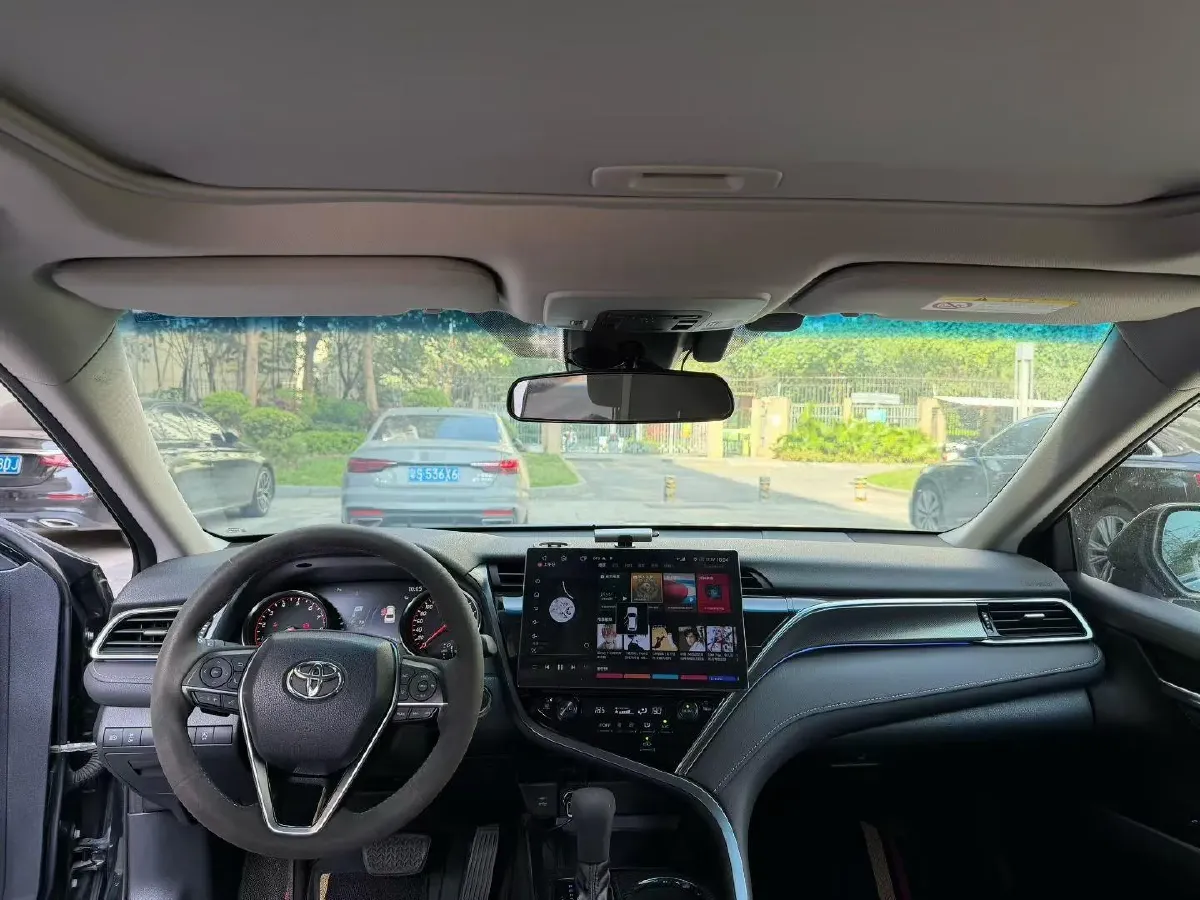 2019 Toyota Camry 2.5L 209HP L4 8AT,autocango,china used car exporter,china ev exporter,chinese used car exporter,chinese used ev exporter