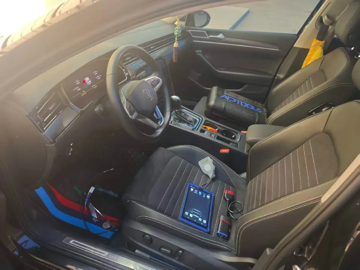 2021 Volkswagen Magotan 2.0T 186HP L4 7DCT,autocango,china used car exporter,china ev exporter,chinese used car exporter,chinese used ev exporter