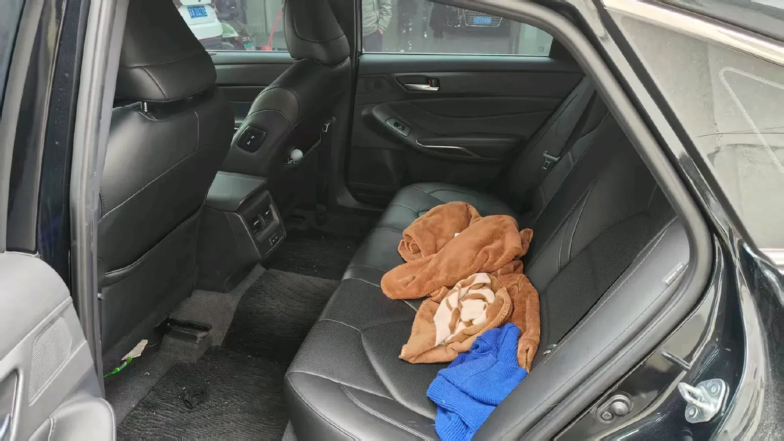 2024 Toyota Avalon 2.0L 173HP L4 CVT,autocango,china used car exporter,china ev exporter,chinese used car exporter,chinese used ev exporter