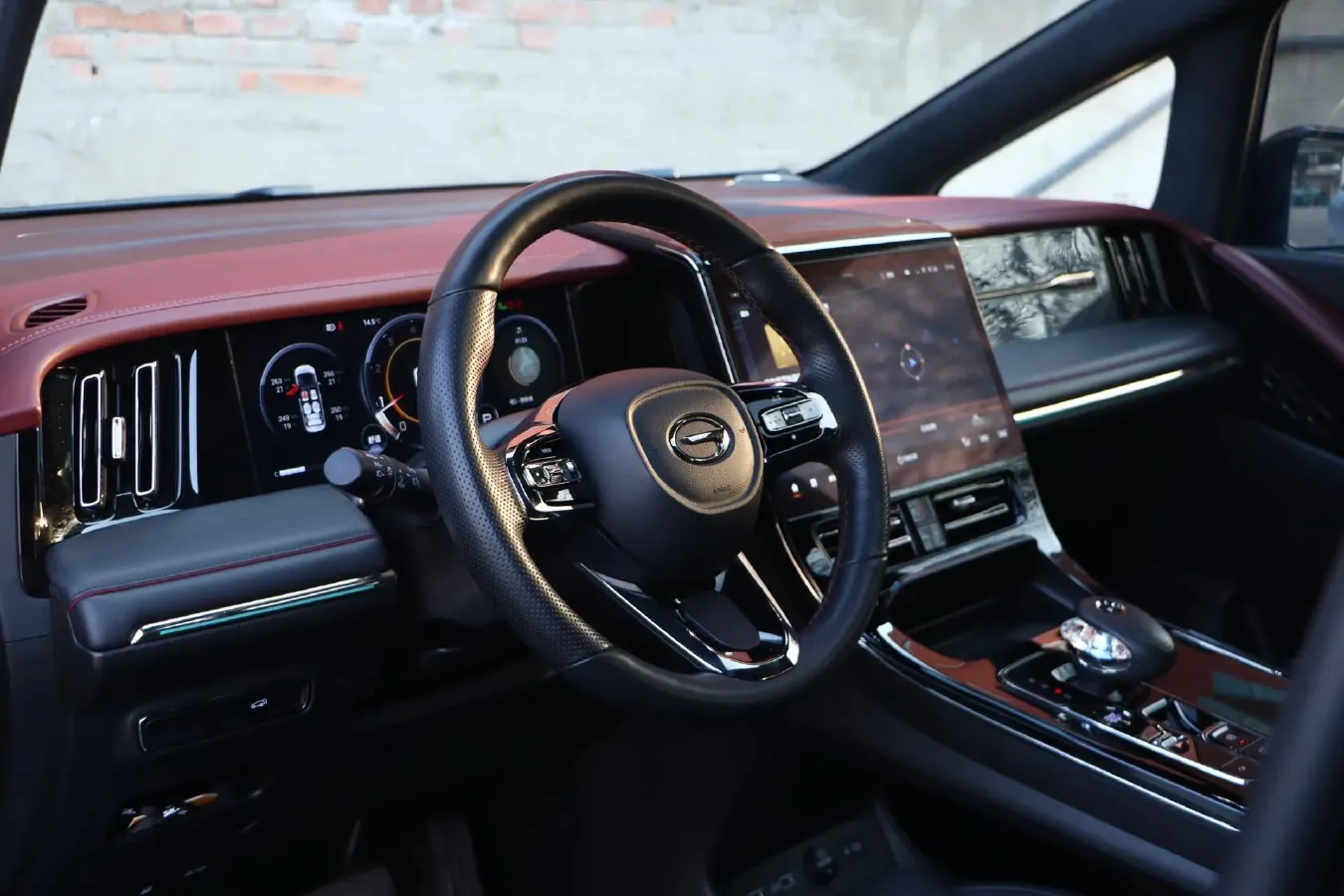 2023 GAC Trumpchi M8 2.0T 252HP L4 8AT,autocango,china used car exporter,china ev exporter,chinese used car exporter,chinese used ev exporter