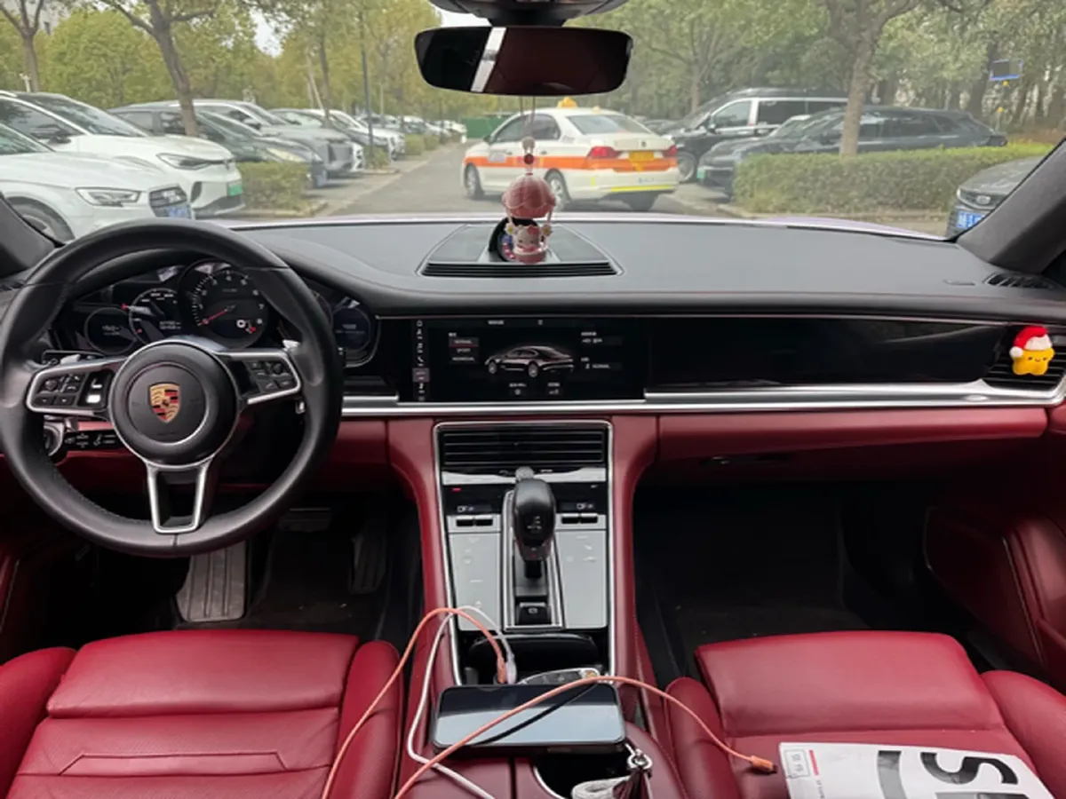 2017 BMW X6 3.0T 306HP L6 8AT,autocango,china used car exporter,china ev exporter,chinese used car exporter,chinese used ev exporter