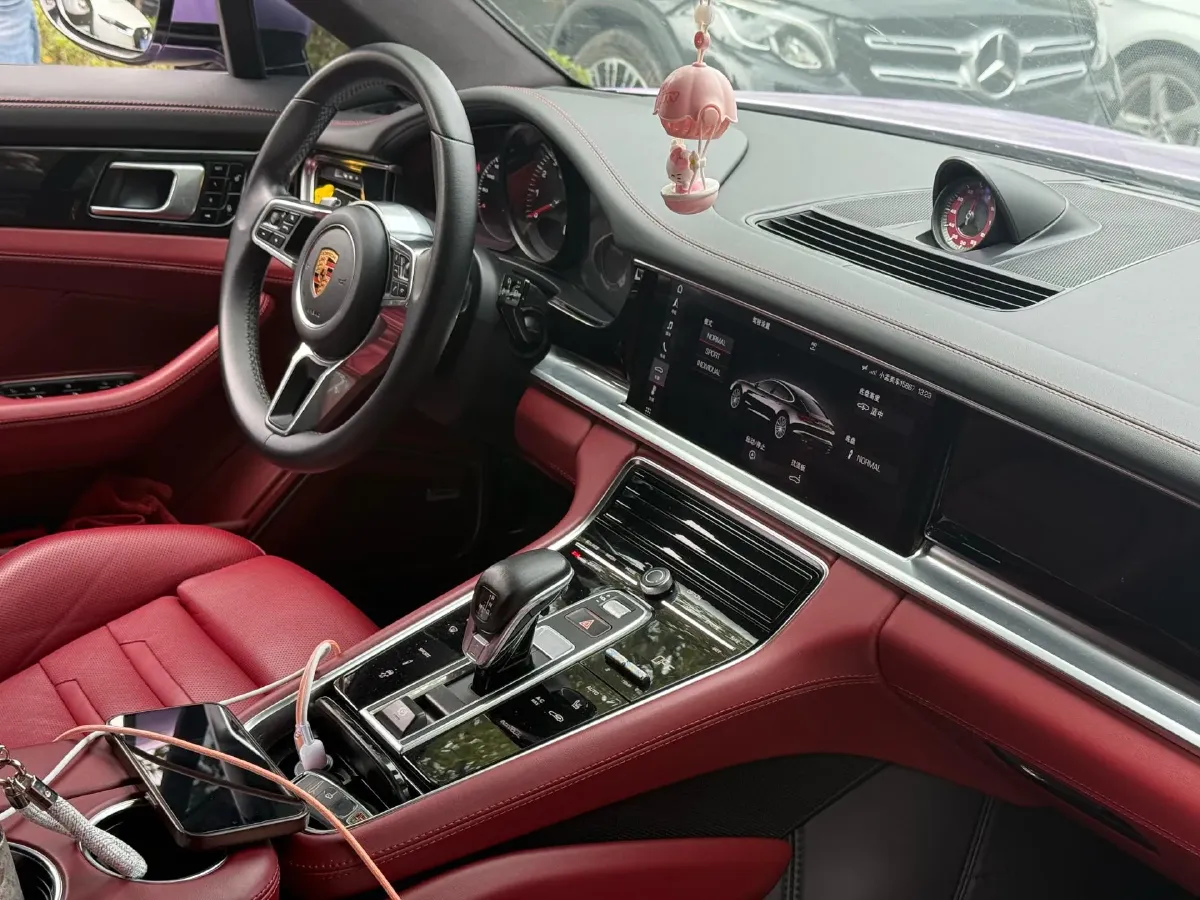 2017 BMW X6 3.0T 306HP L6 8AT,autocango,china used car exporter,china ev exporter,chinese used car exporter,chinese used ev exporter