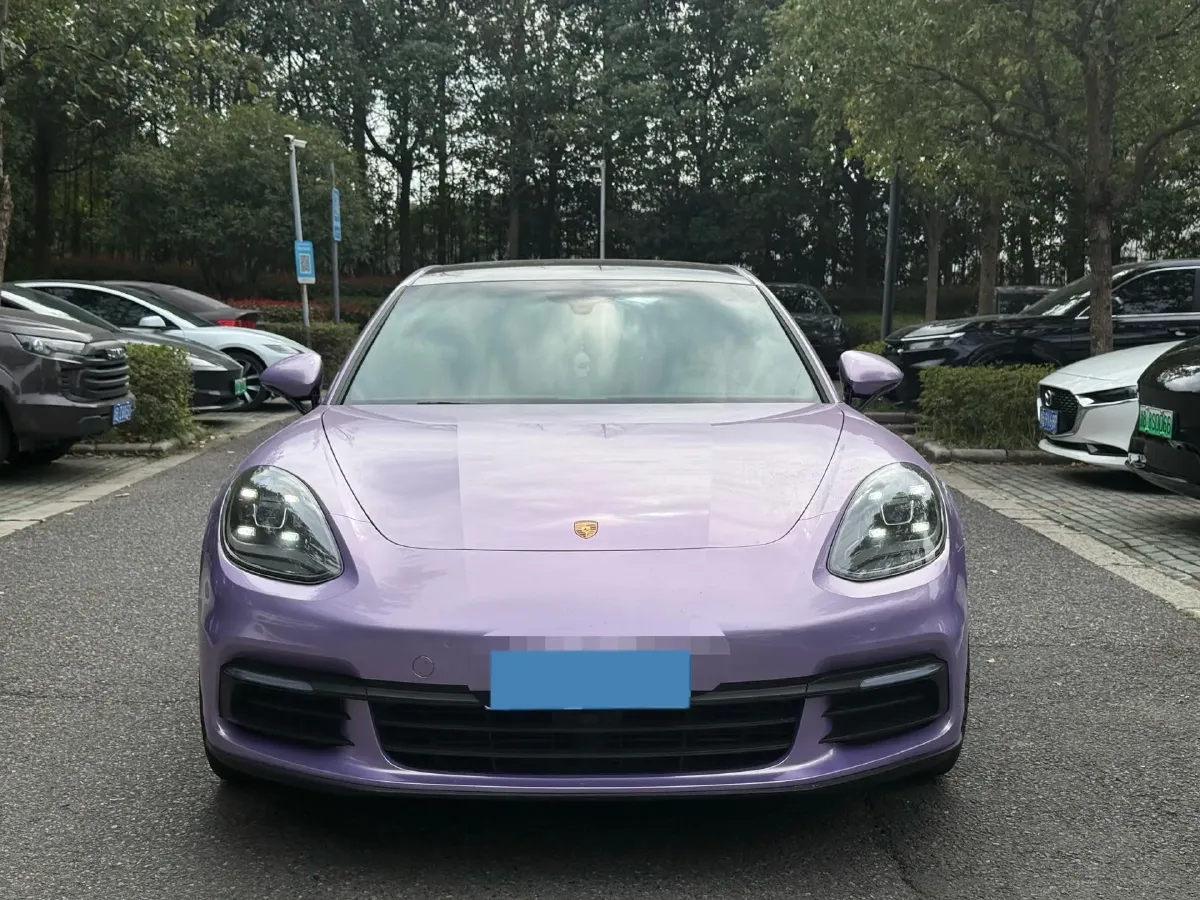 2017 BMW X6 3.0T 306HP L6 8AT,autocango,china used car exporter,china ev exporter,chinese used car exporter,chinese used ev exporter