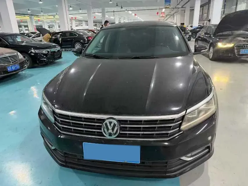 2017 Volkswagen Passat 1.8T 180HP L4 7DCT,autocango,china used car exporter,china ev exporter,chinese used car exporter,chinese used ev exporter