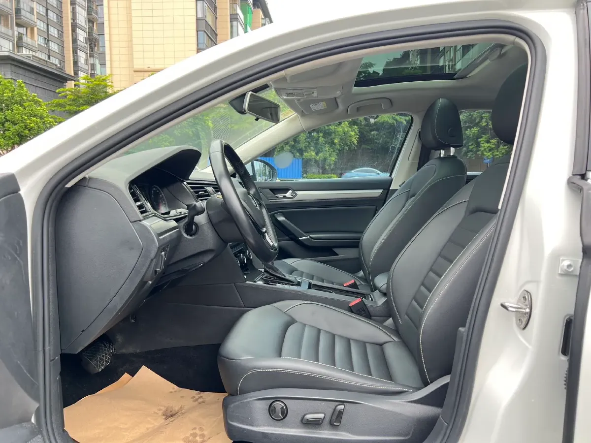 2019 Volkswagen Passat 1.4T 150HP L4 7DCT,autocango,china used car exporter,china ev exporter,chinese used car exporter,chinese used ev exporter