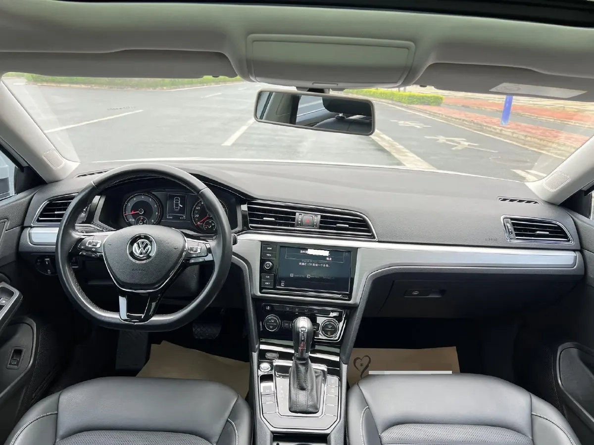 2019 Volkswagen Passat 1.4T 150HP L4 7DCT,autocango,china used car exporter,china ev exporter,chinese used car exporter,chinese used ev exporter
