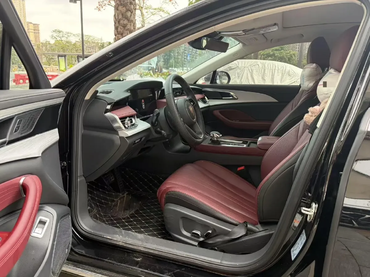 2025 HongQi H5 1.5T 169HP L4 7DCT,autocango,china used car exporter,china ev exporter,chinese used car exporter,chinese used ev exporter