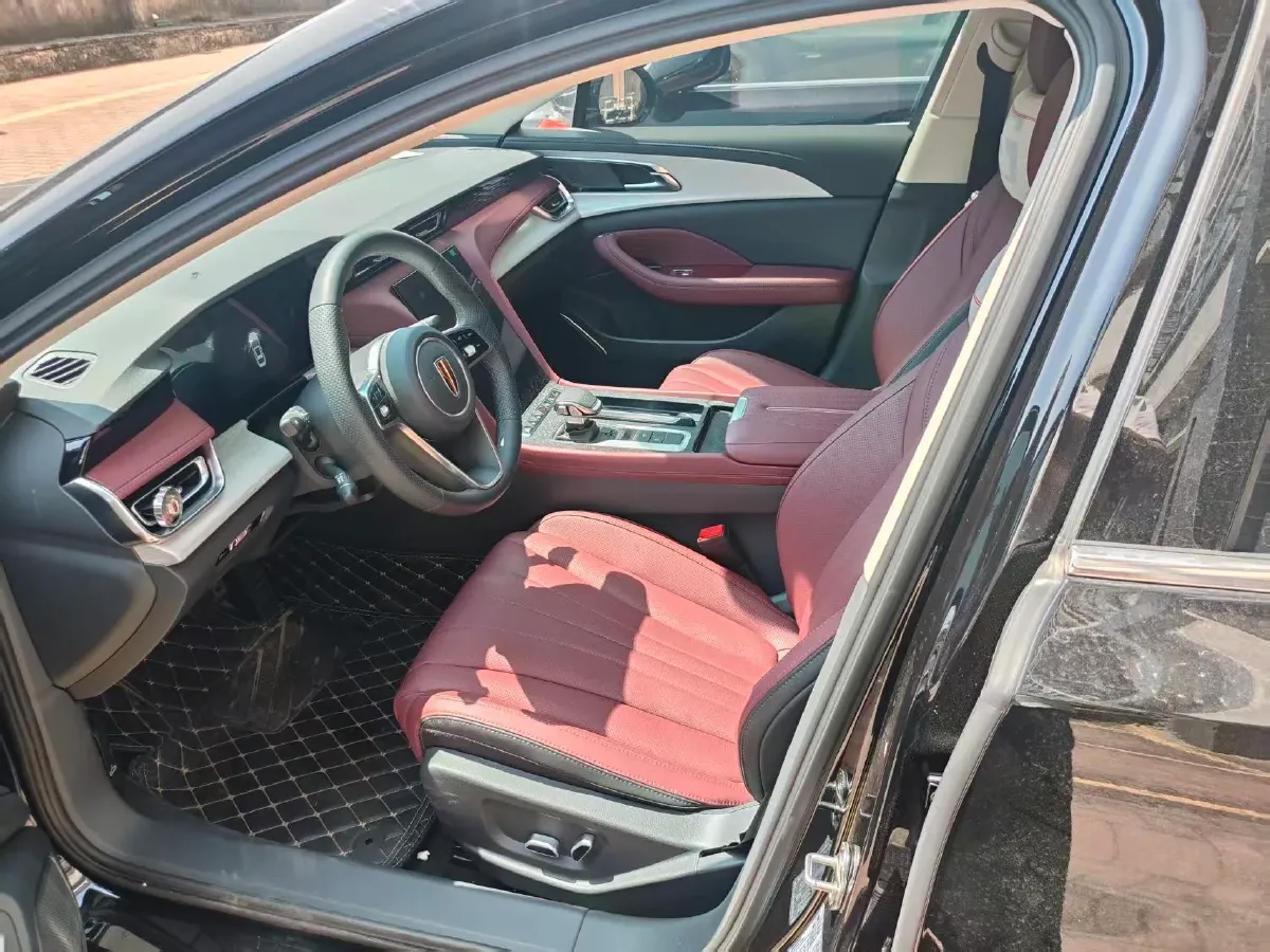 2025 HongQi H5 1.5T 169HP L4 7DCT,autocango,china used car exporter,china ev exporter,chinese used car exporter,chinese used ev exporter