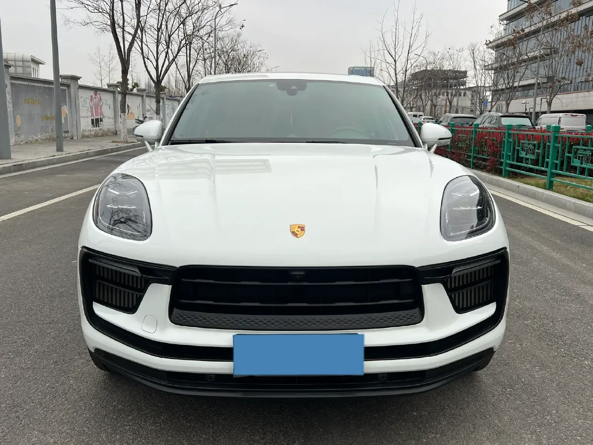 2023 Porsche Macan 2.9T 380HP V6 7DCT,autocango,china used car exporter,china ev exporter,chinese used car exporter,chinese used ev exporter