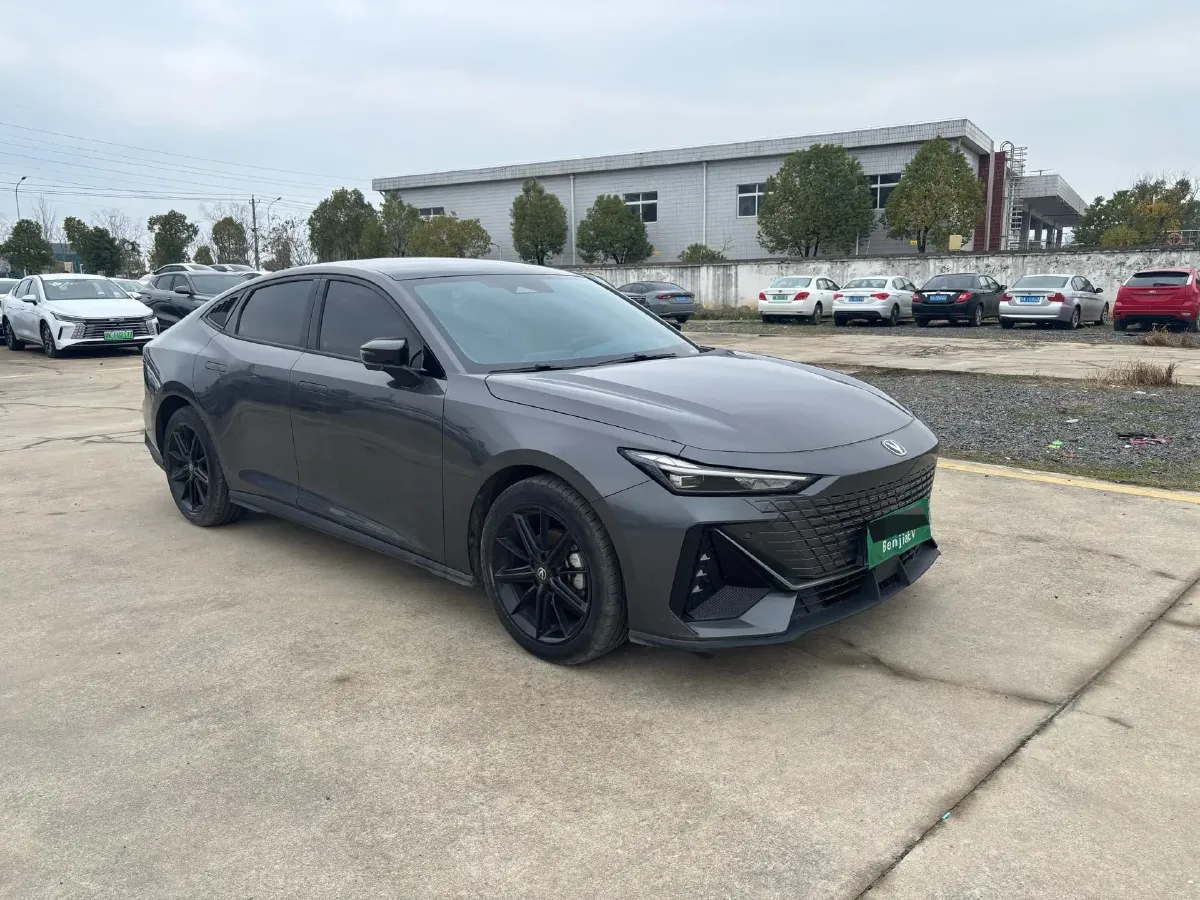 2022 ChangAn UNI-V 1.5T 188HP L4 7DCT,autocango,china used car exporter,china ev exporter,chinese used car exporter,chinese used ev exporter