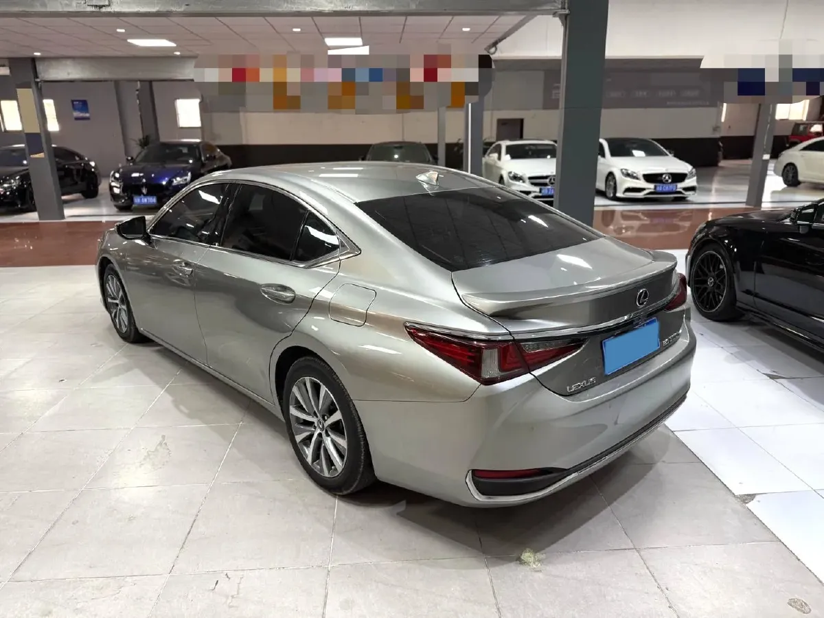 2020 Lexus ES 2.5L 178HP L4 E-CVT Hybrid,autocango,china used car exporter,china ev exporter,chinese used car exporter,chinese used ev exporter