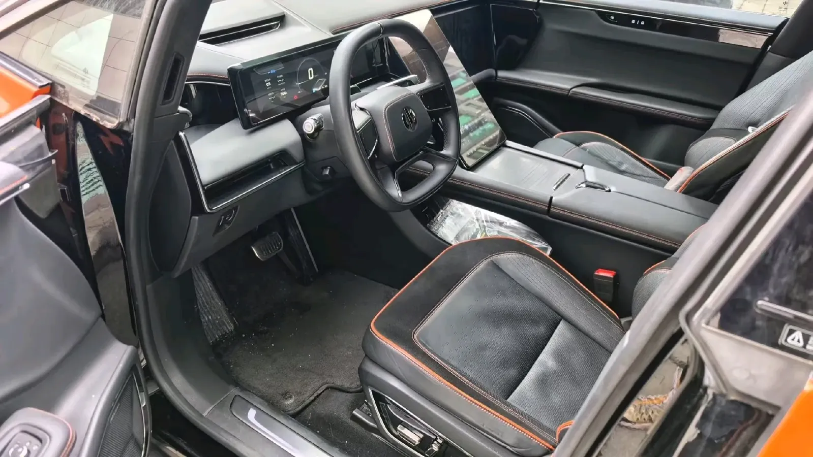 2021 HiPhi X BEV 97KWH,autocango,china used car exporter,china ev exporter,chinese used car exporter,chinese used ev exporter