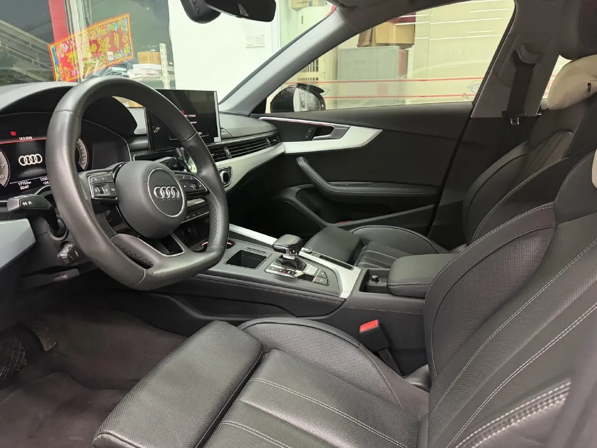 2022 Audi A4L 2.0T 190HP L4 7DCT,autocango,china used car exporter,china ev exporter,chinese used car exporter,chinese used ev exporter