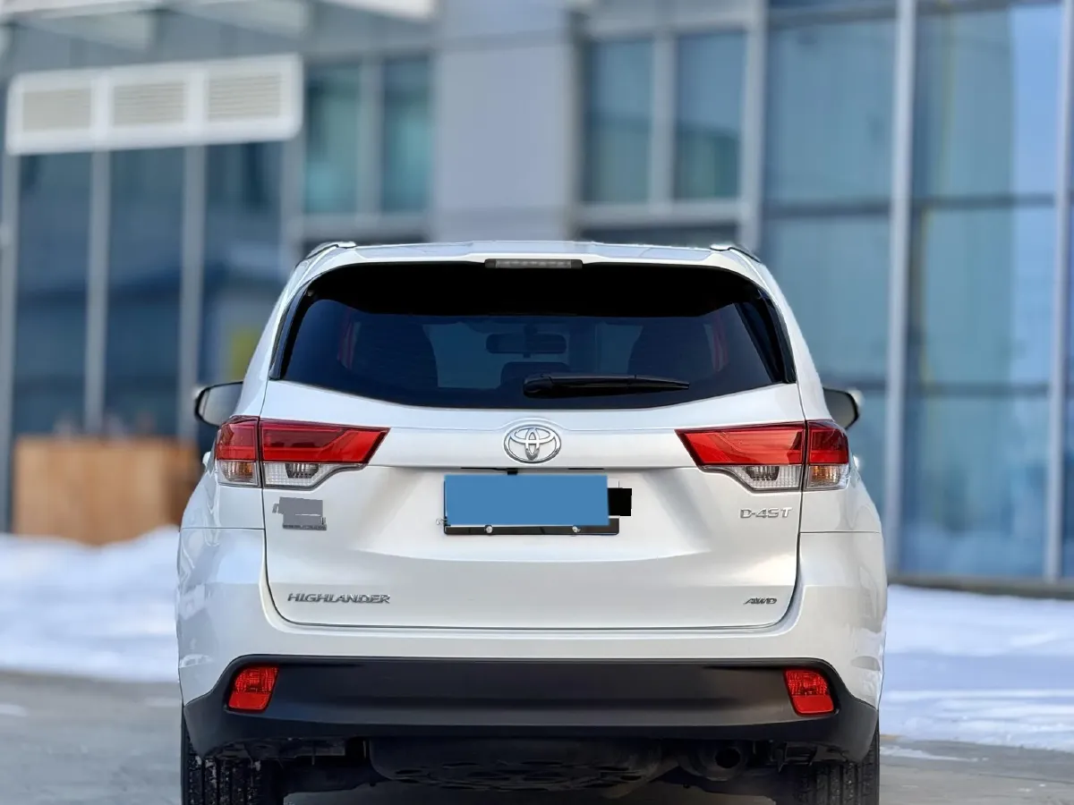 2021 Toyota Highlander 2.0T 220HP L4 6AT,autocango,china used car exporter,china ev exporter,chinese used car exporter,chinese used ev exporter