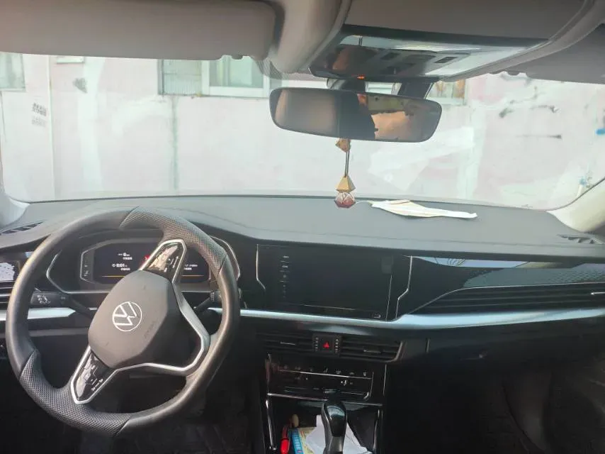 2024 Volkswagen Passat 2.0T 220HP L4 7DCT,autocango,china used car exporter,china ev exporter,chinese used car exporter,chinese used ev exporter