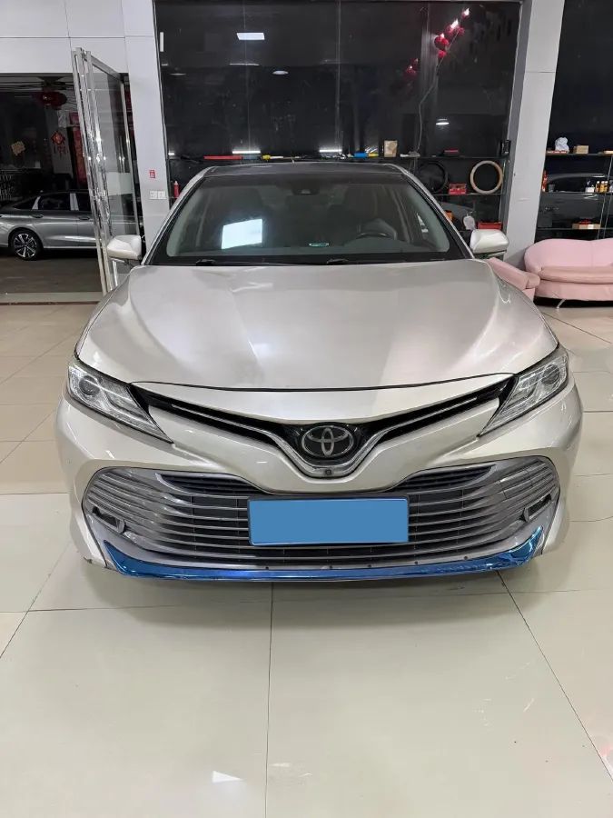 2018 Toyota Camry 2.5L 209HP L4 8AT,autocango,china used car exporter,china ev exporter,chinese used car exporter,chinese used ev exporter