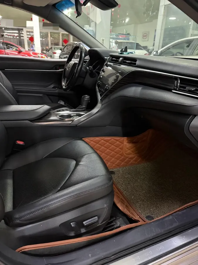 2018 Toyota Camry 2.5L 209HP L4 8AT,autocango,china used car exporter,china ev exporter,chinese used car exporter,chinese used ev exporter