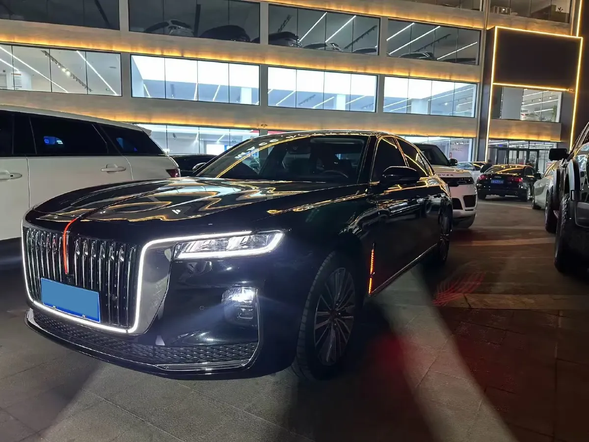 2020 HongQi H9 2.0T 252HP L4 7DCT,autocango,china used car exporter,china ev exporter,chinese used car exporter,chinese used ev exporter