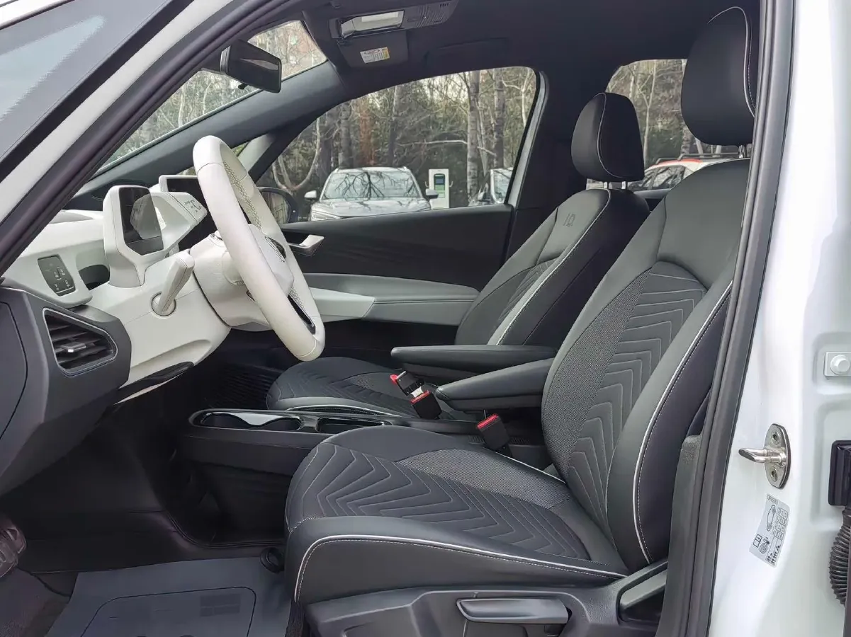 2023 Volkswagen ID.3 BEV 52.8KWH,autocango,china used car exporter,china ev exporter,chinese used car exporter,chinese used ev exporter