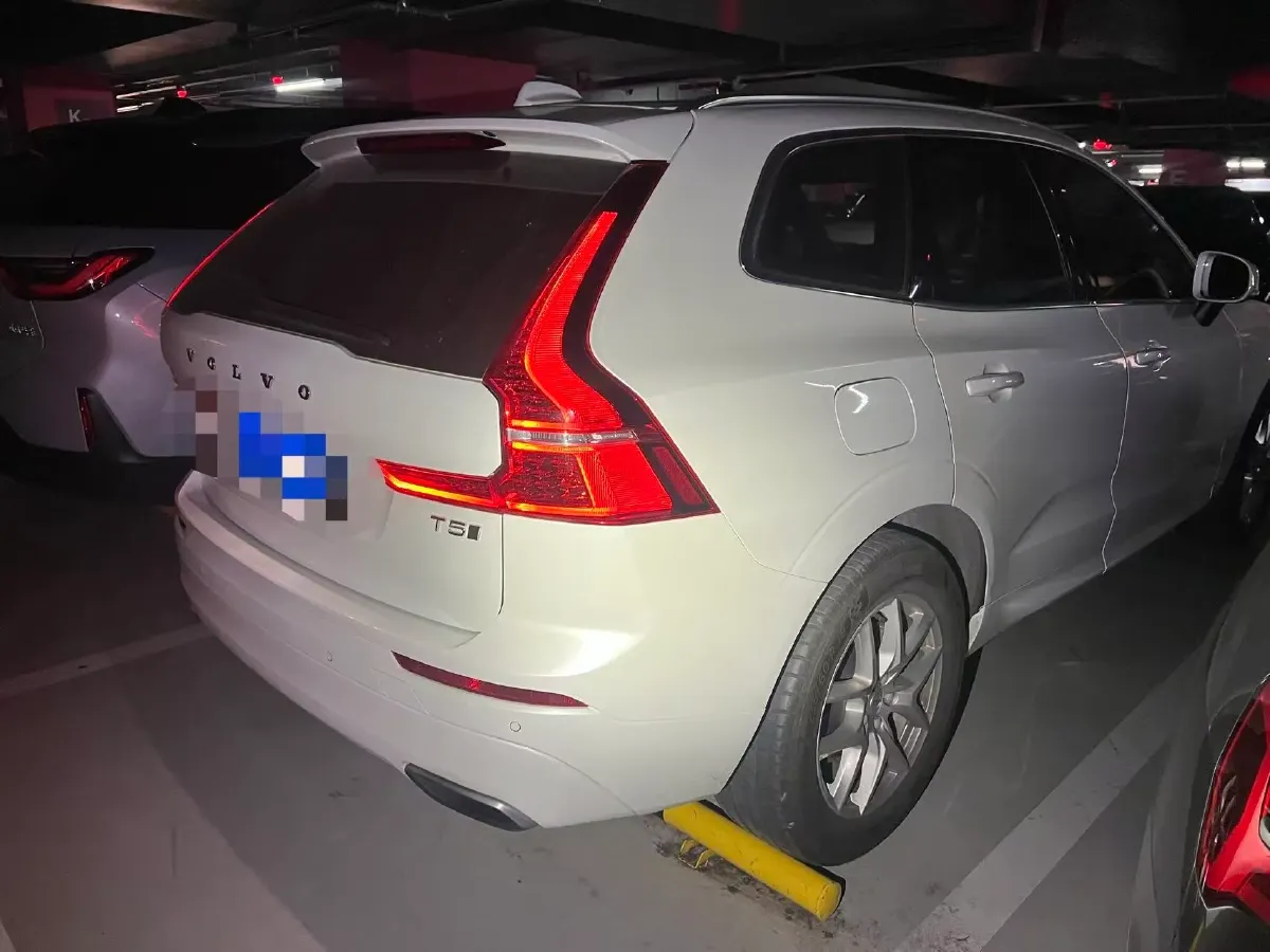 2019 Volvo XC60 2.0T 254HP L4 8AT,autocango,china used car exporter,china ev exporter,chinese used car exporter,chinese used ev exporter