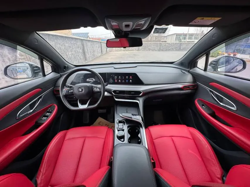 2020 ChangAn UNI-T 1.5T 180HP L4 7DCT,autocango,china used car exporter,china ev exporter,chinese used car exporter,chinese used ev exporter