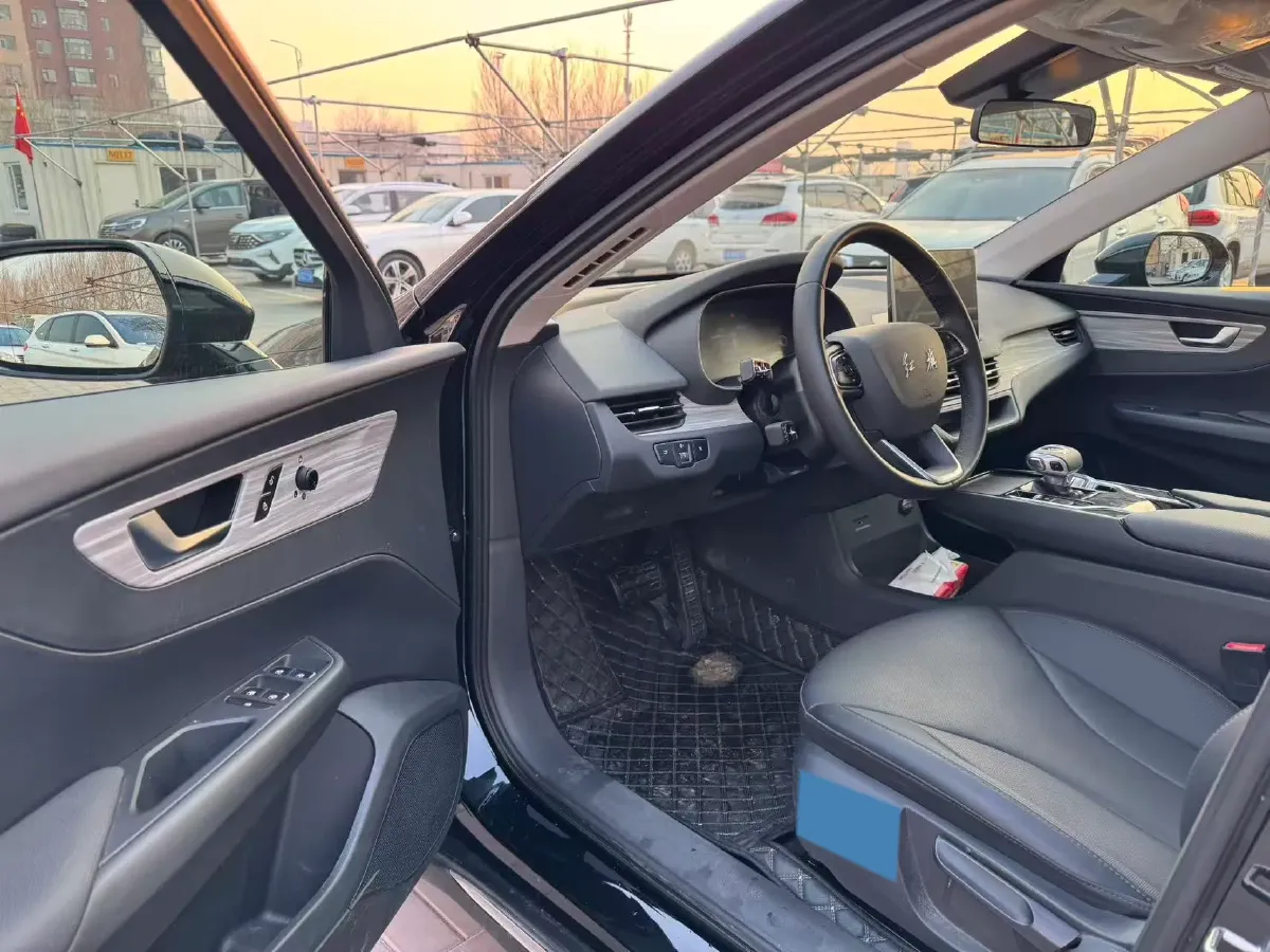 2024 HongQi E-QM5 BEV 72KWH,autocango,china used car exporter,china ev exporter,chinese used car exporter,chinese used ev exporter