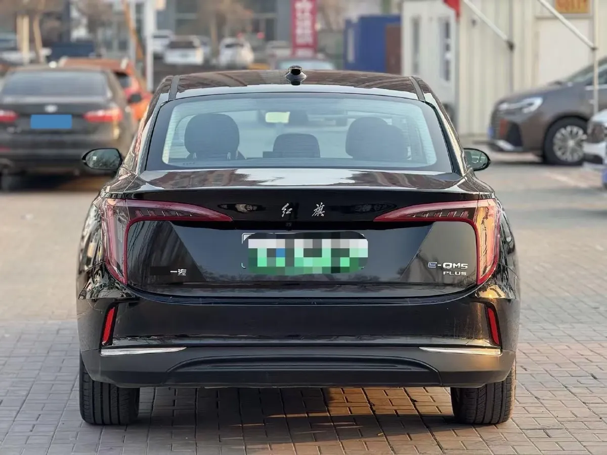 2024 HongQi E-QM5 BEV 72KWH,autocango,china used car exporter,china ev exporter,chinese used car exporter,chinese used ev exporter