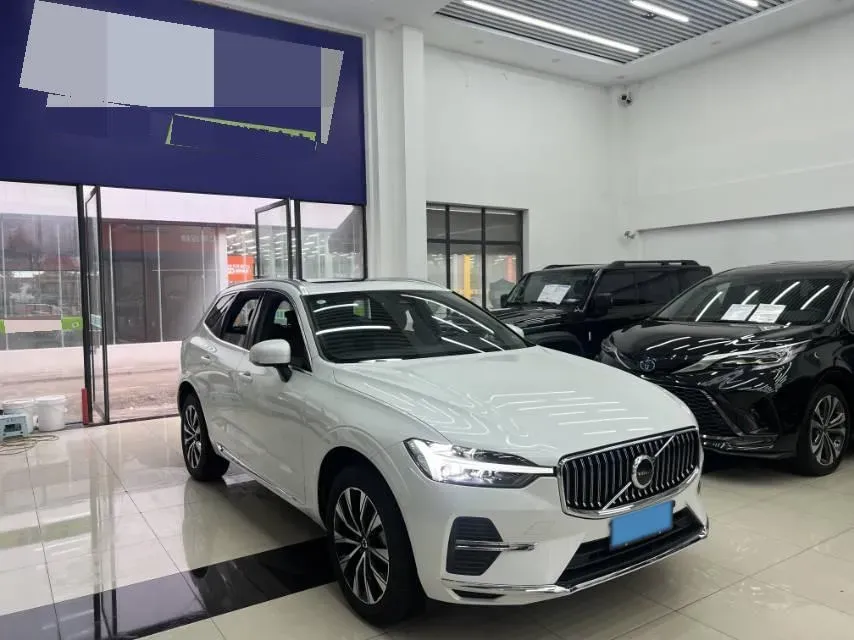 2025 Volvo XC60 2.0T 250HP L4 8AT,autocango,china used car exporter,china ev exporter,chinese used car exporter,chinese used ev exporter
