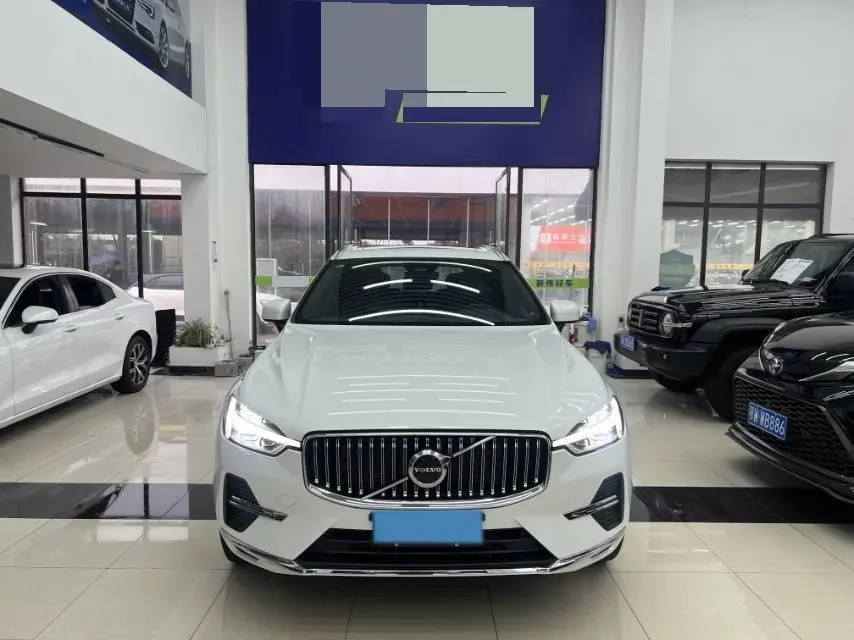 2025 Volvo XC60 2.0T 250HP L4 8AT,autocango,china used car exporter,china ev exporter,chinese used car exporter,chinese used ev exporter