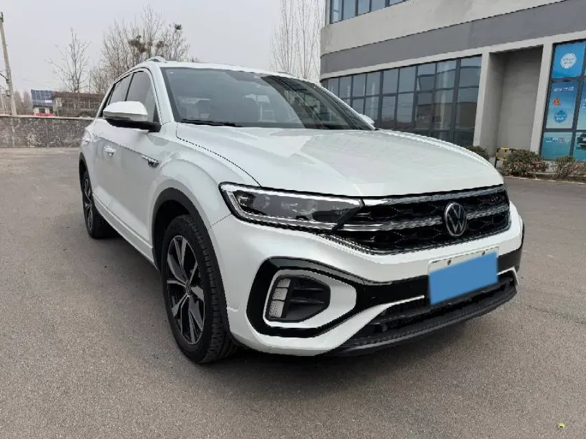 2023 Volkswagen T-Roc 1.5T 160HP L4 7DCT,autocango,china used car exporter,china ev exporter,chinese used car exporter,chinese used ev exporter