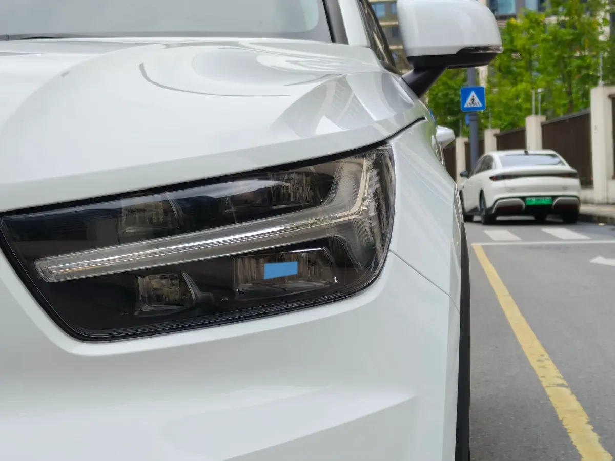 2021 Volvo XC40 1.5T 163HP L3 8AT,autocango,china used car exporter,china ev exporter,chinese used car exporter,chinese used ev exporter