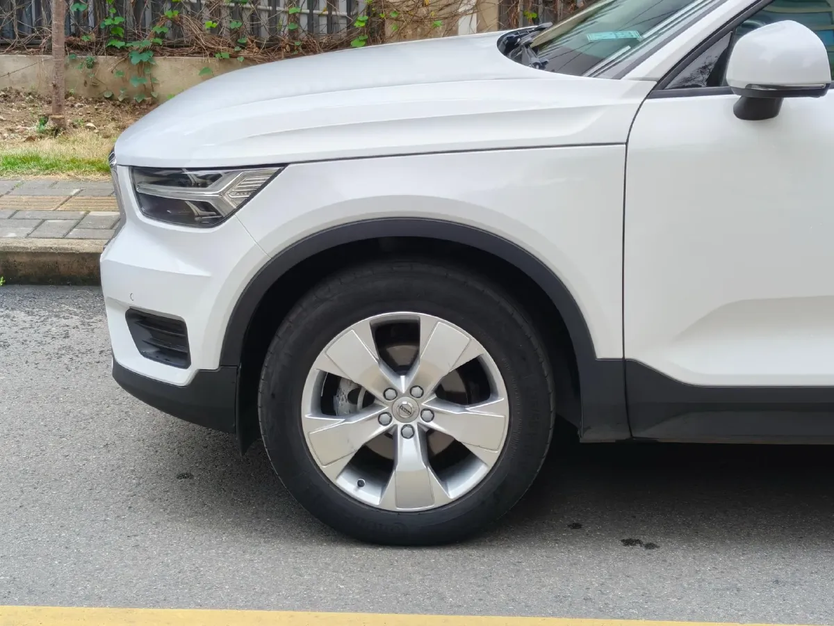 2021 Volvo XC40 1.5T 163HP L3 8AT,autocango,china used car exporter,china ev exporter,chinese used car exporter,chinese used ev exporter