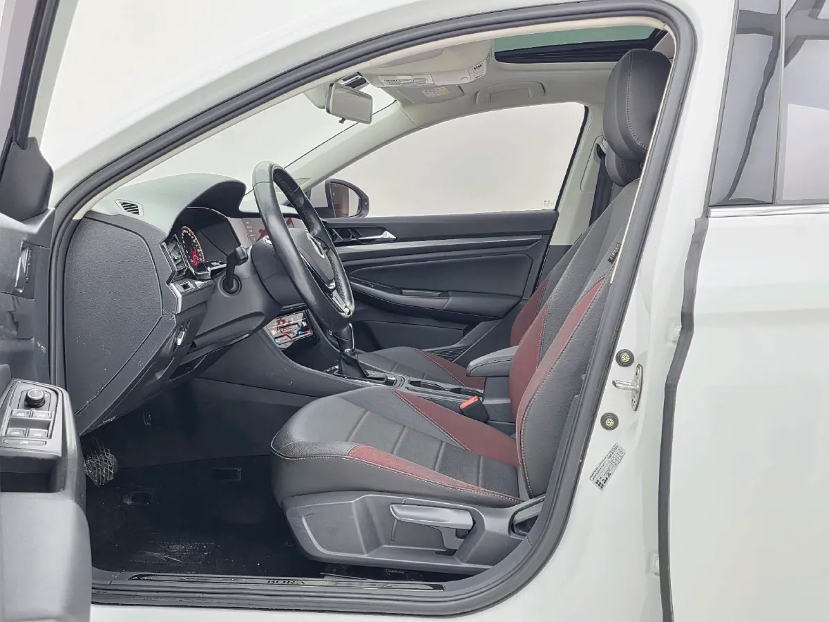 2021 Volkswagen Bora 1.5L 113HP L4 6AT,autocango,china used car exporter,china ev exporter,chinese used car exporter,chinese used ev exporter