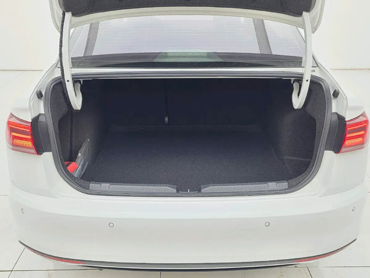 2021 Volkswagen Bora 1.5L 113HP L4 6AT,autocango,china used car exporter,china ev exporter,chinese used car exporter,chinese used ev exporter