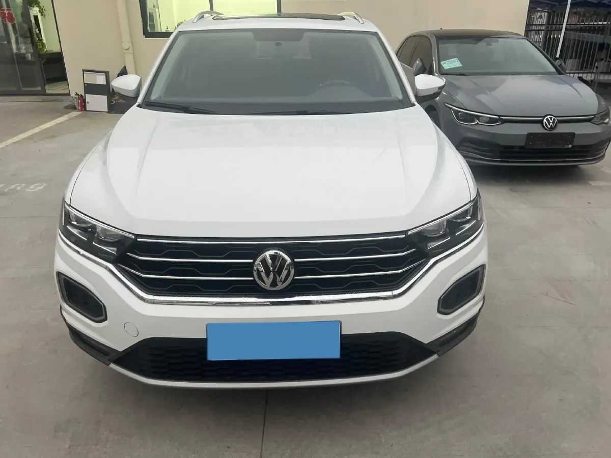 2020 Volkswagen T-Roc 1.4T 150HP L4 7DCT,autocango,china used car exporter,china ev exporter,chinese used car exporter,chinese used ev exporter
