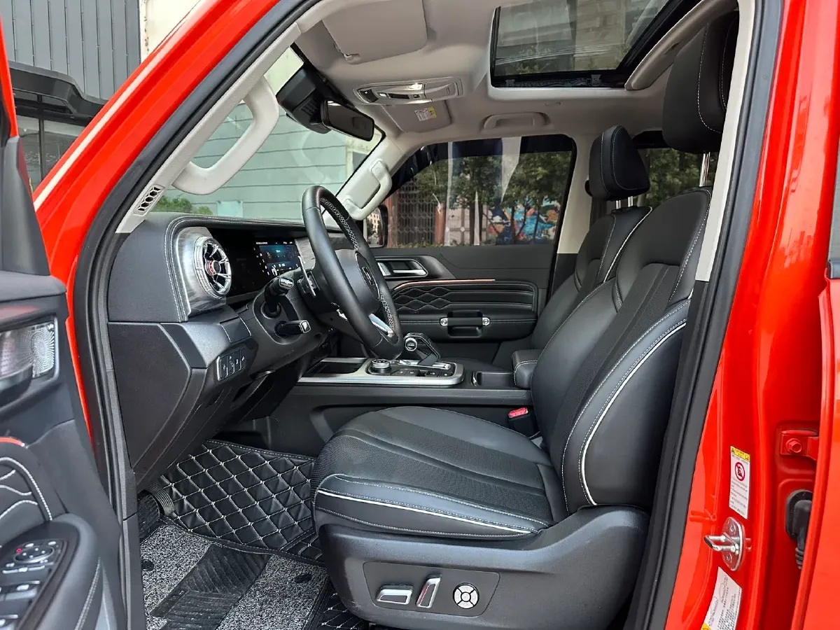 2023 Tank 300 2.0T 227HP L4 8AT,autocango,china used car exporter,china ev exporter,chinese used car exporter,chinese used ev exporter