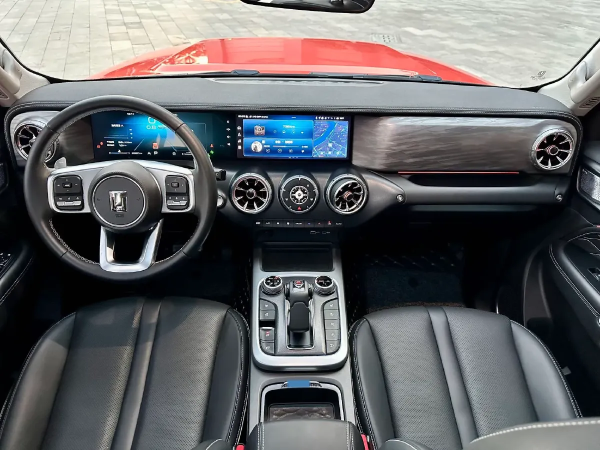 2023 Tank 300 2.0T 227HP L4 8AT,autocango,china used car exporter,china ev exporter,chinese used car exporter,chinese used ev exporter