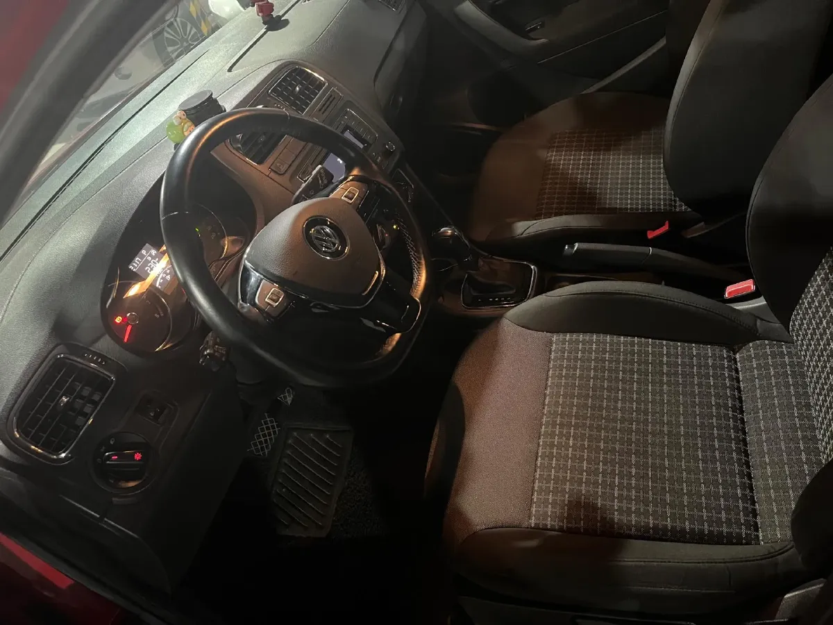 2019 Volkswagen Polo 1.5L 113HP L4 6AT,autocango,china used car exporter,china ev exporter,chinese used car exporter,chinese used ev exporter